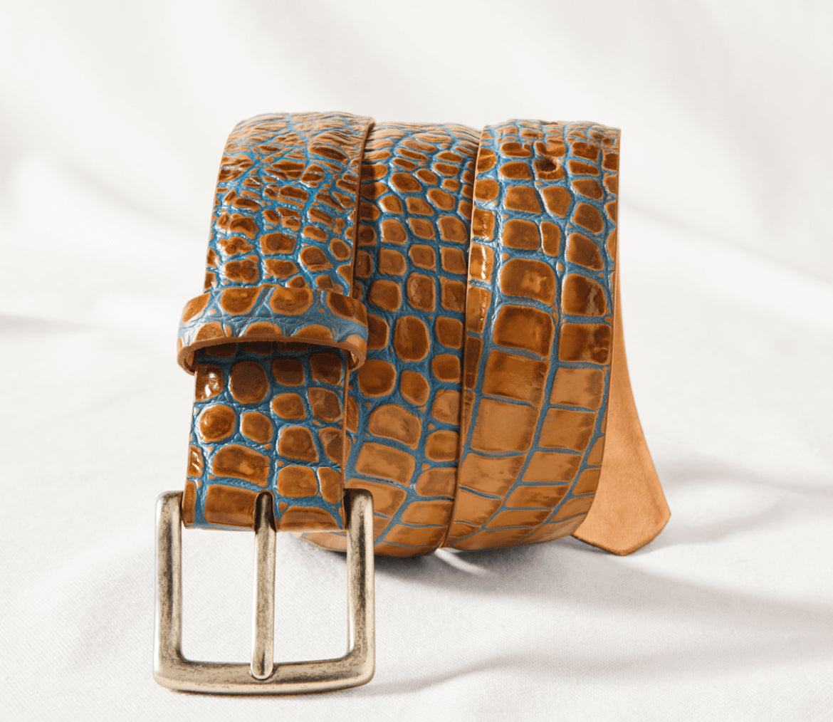 Complete Guide to the Role of Leather in Golf